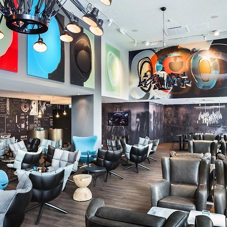 Motel One Basel Bagian luar foto