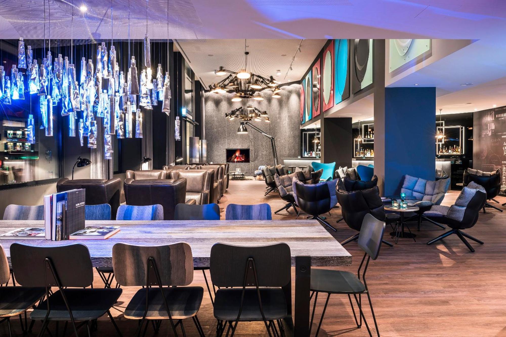 Motel One Basel Bagian luar foto