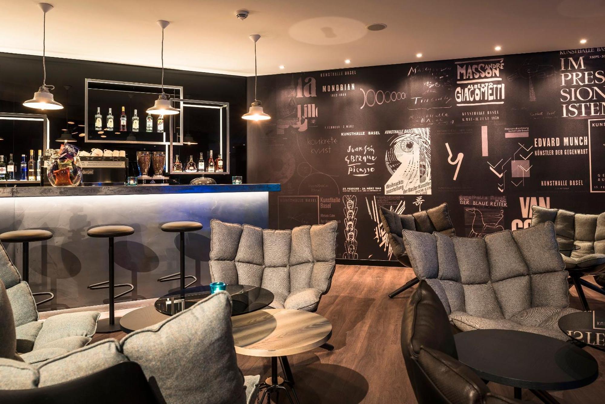 Motel One Basel Bagian luar foto