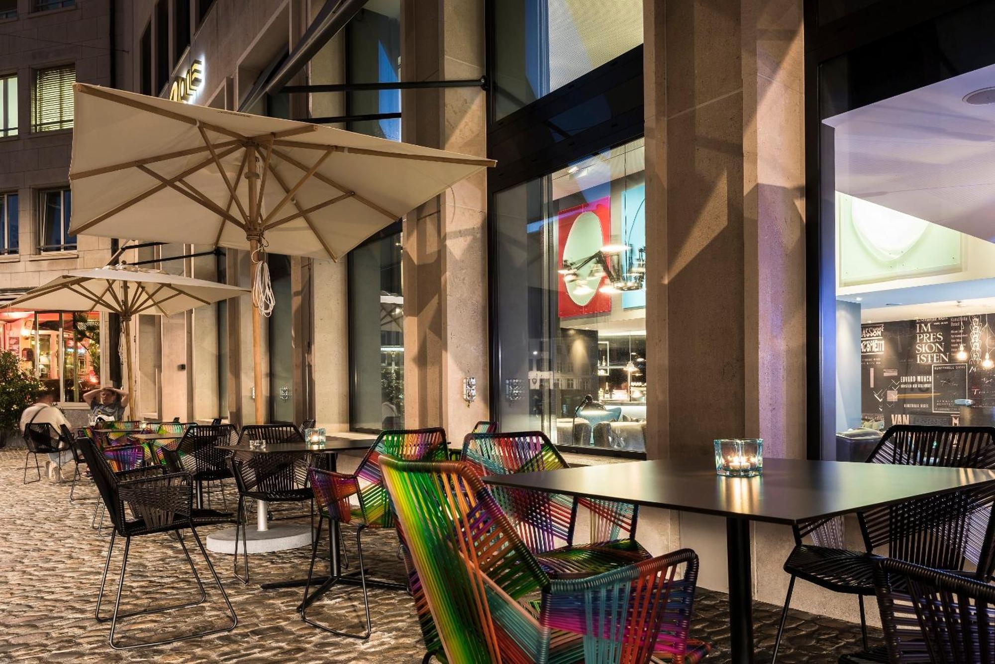 Motel One Basel Bagian luar foto