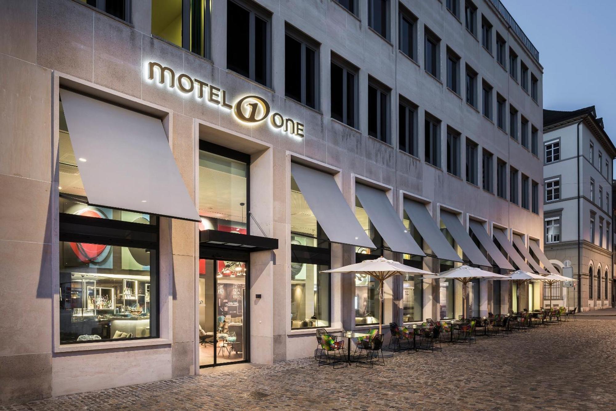 Motel One Basel Bagian luar foto