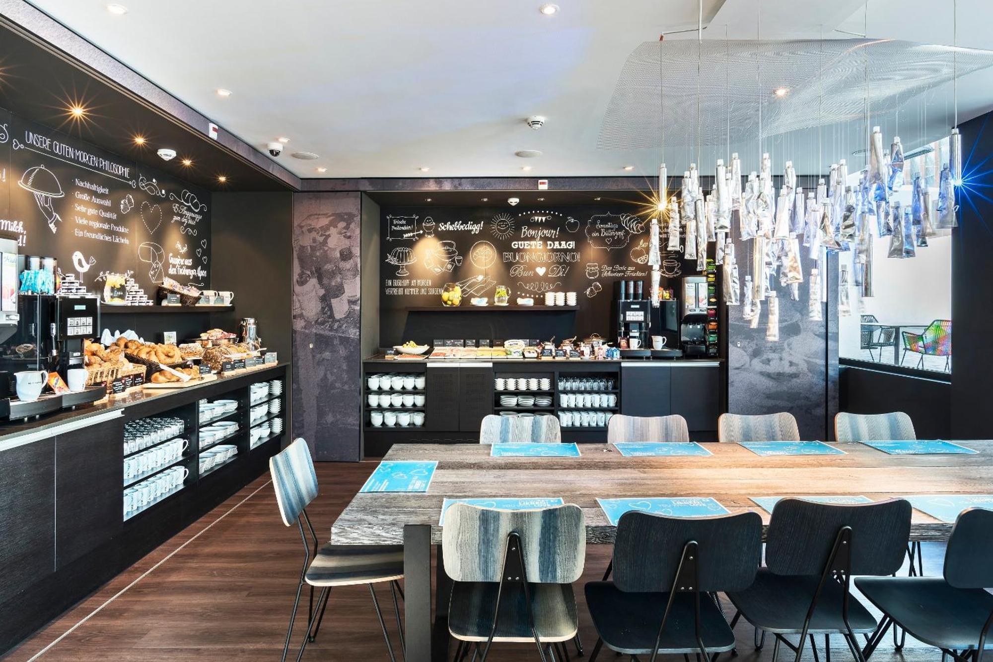 Motel One Basel Bagian luar foto